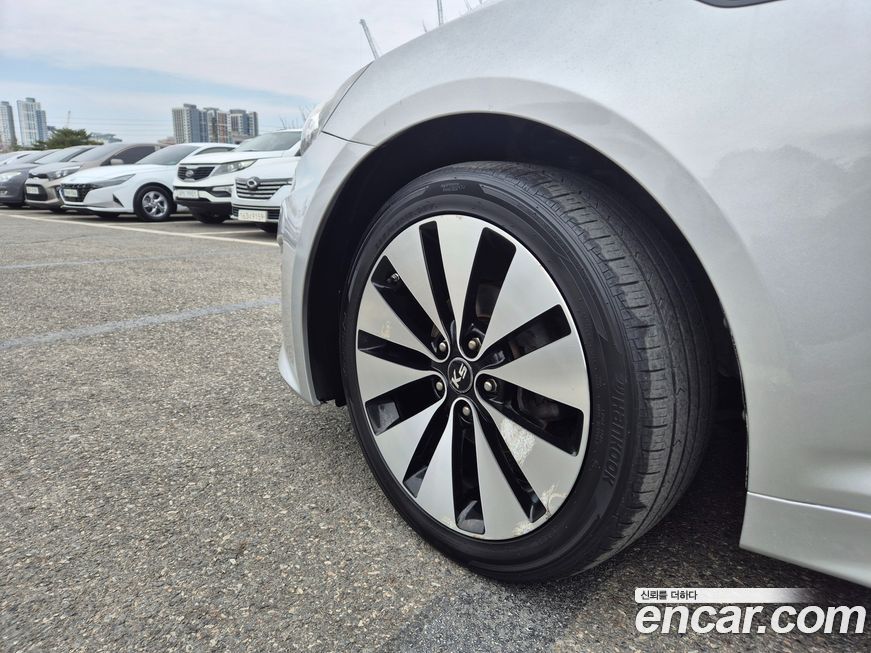 Kia K5 2012
