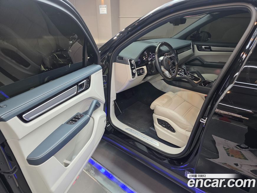 Porsche Cayenne 2023