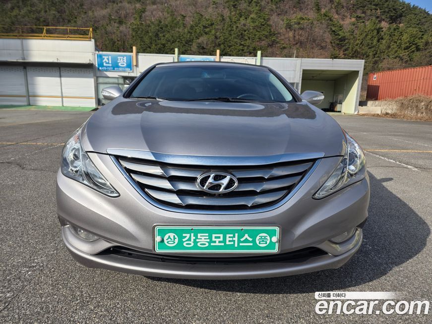 Hyundai Sonata 2010