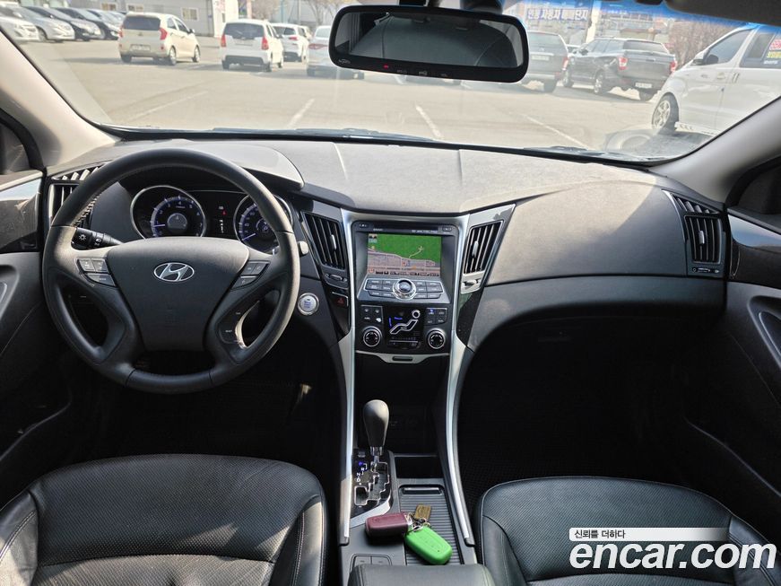 Hyundai Sonata 2010