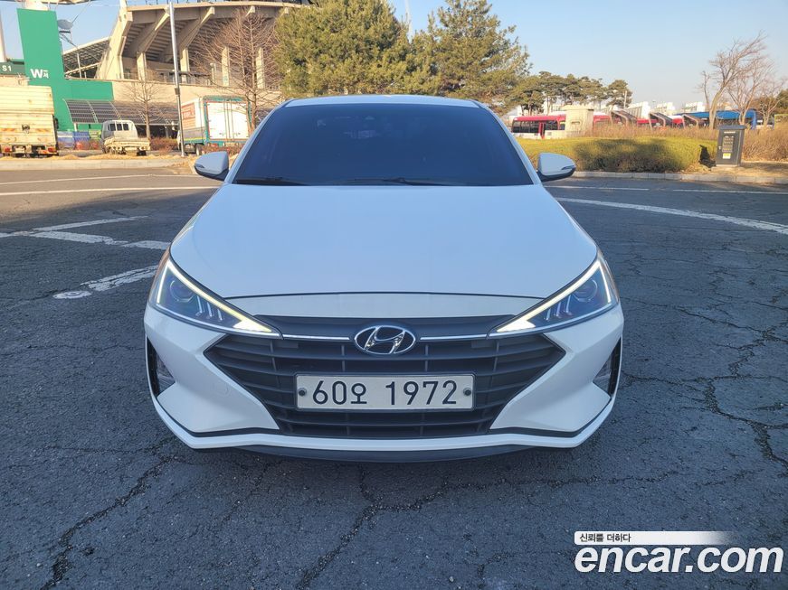 Hyundai AVANTE 2019