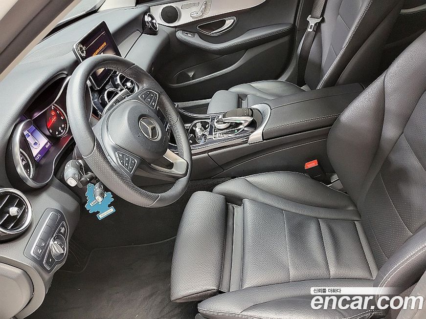 Mercedes-Benz C-Class 2018