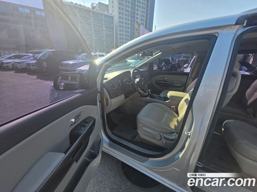Kia Canival 2020