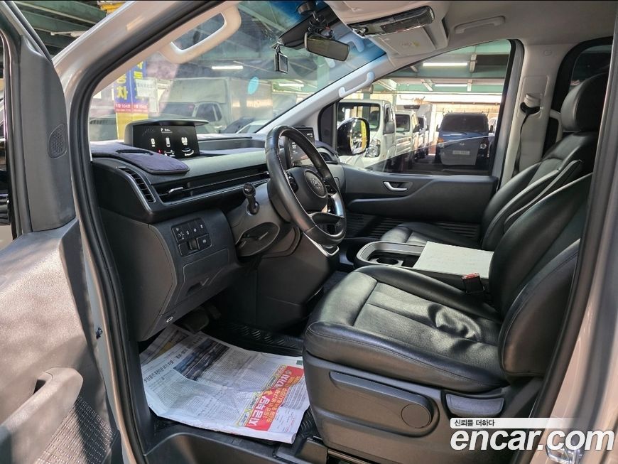 Hyundai Staria 2023