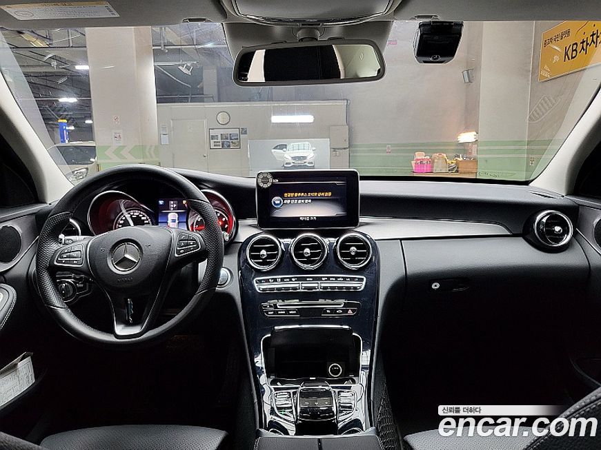 Mercedes-Benz C-Class 2018