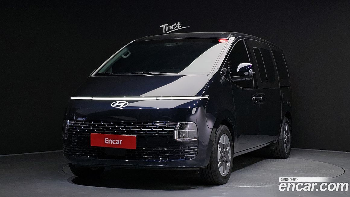 Hyundai Staria 2025