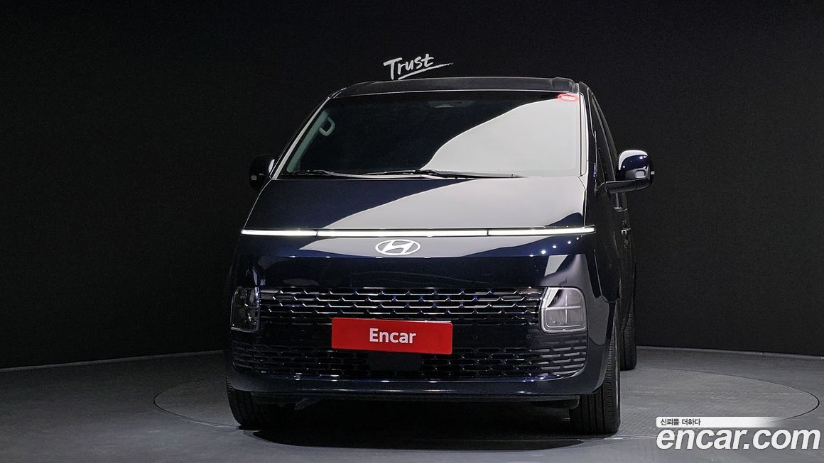 Hyundai Staria 2025