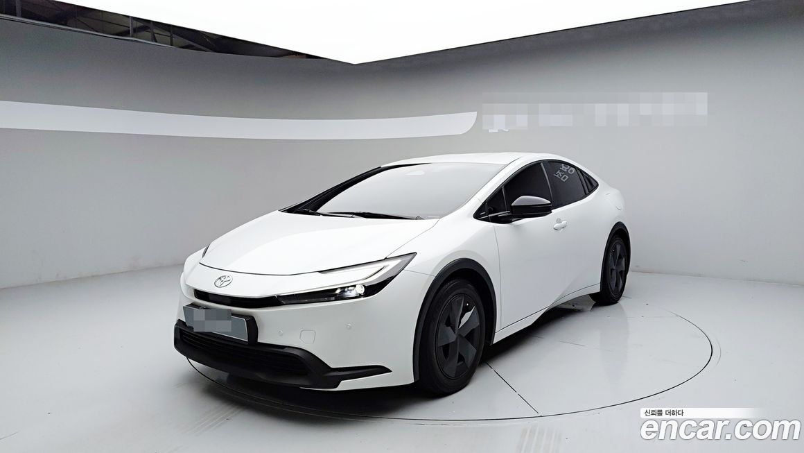 Toyota Prius 2024