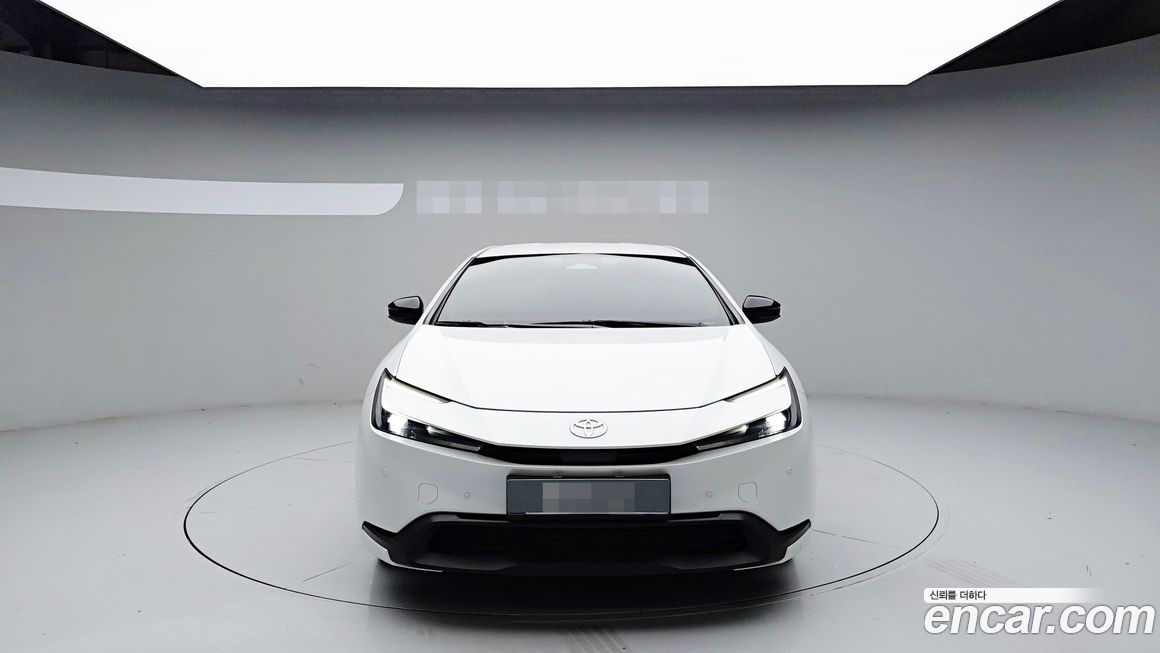 Toyota Prius 2024