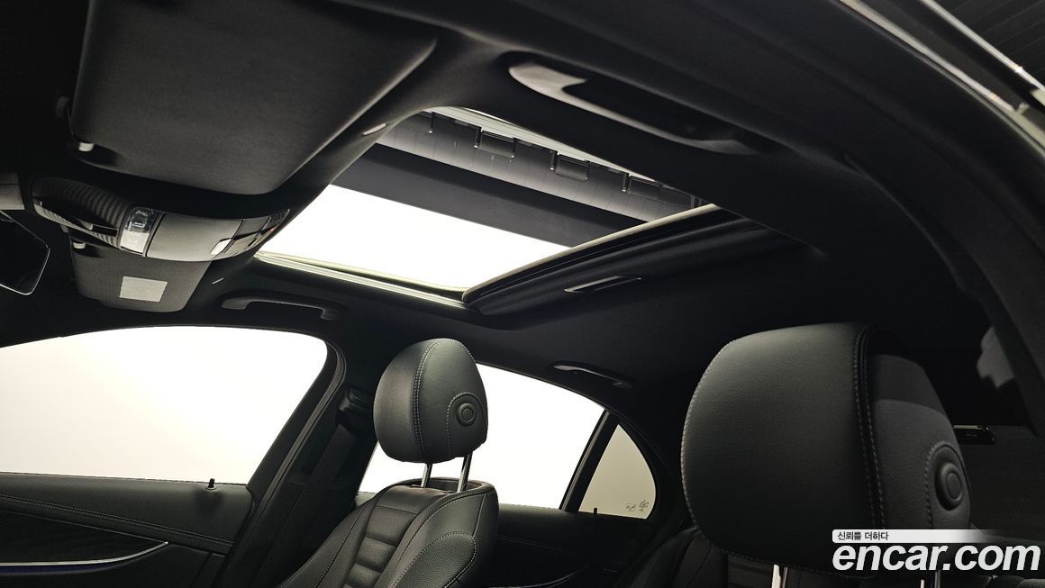 Mercedes-Benz E-Class 2021