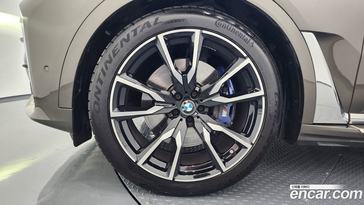 BMW X7 2022
