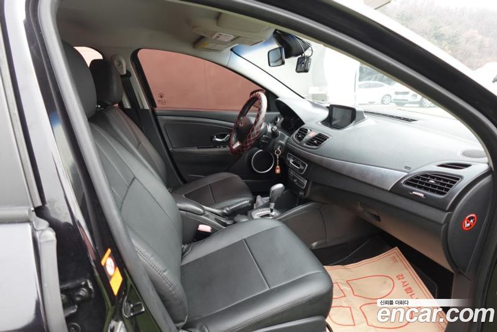 Renault-KoreaSamsung SM3 2011