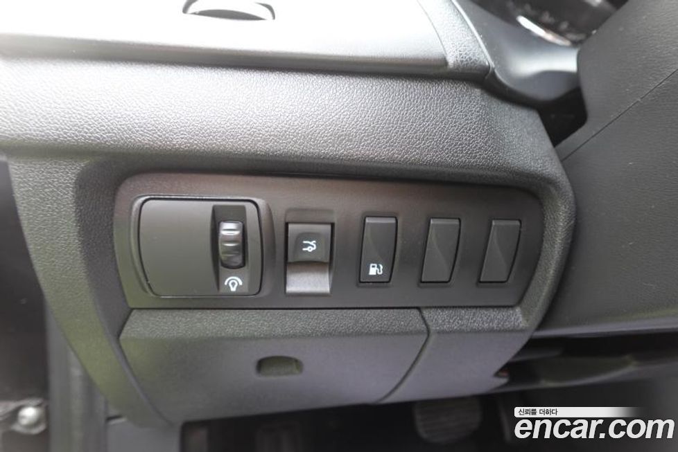 Renault-KoreaSamsung SM3 2011