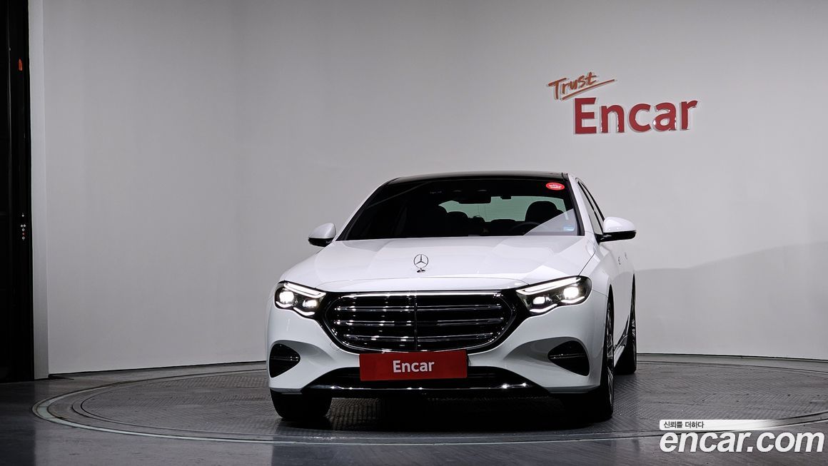 Mercedes-Benz E-Class 2025