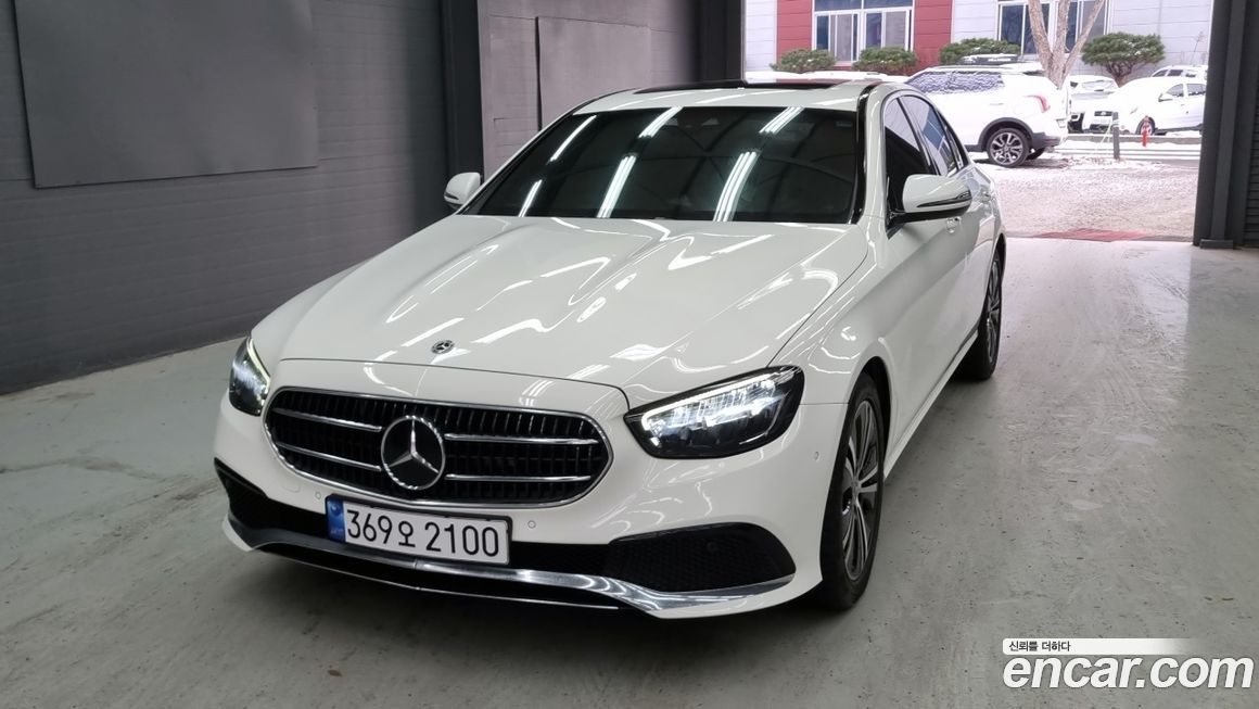 Mercedes-Benz E-Class 2021