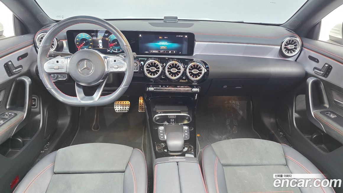 Mercedes-Benz CLA-Class 2021