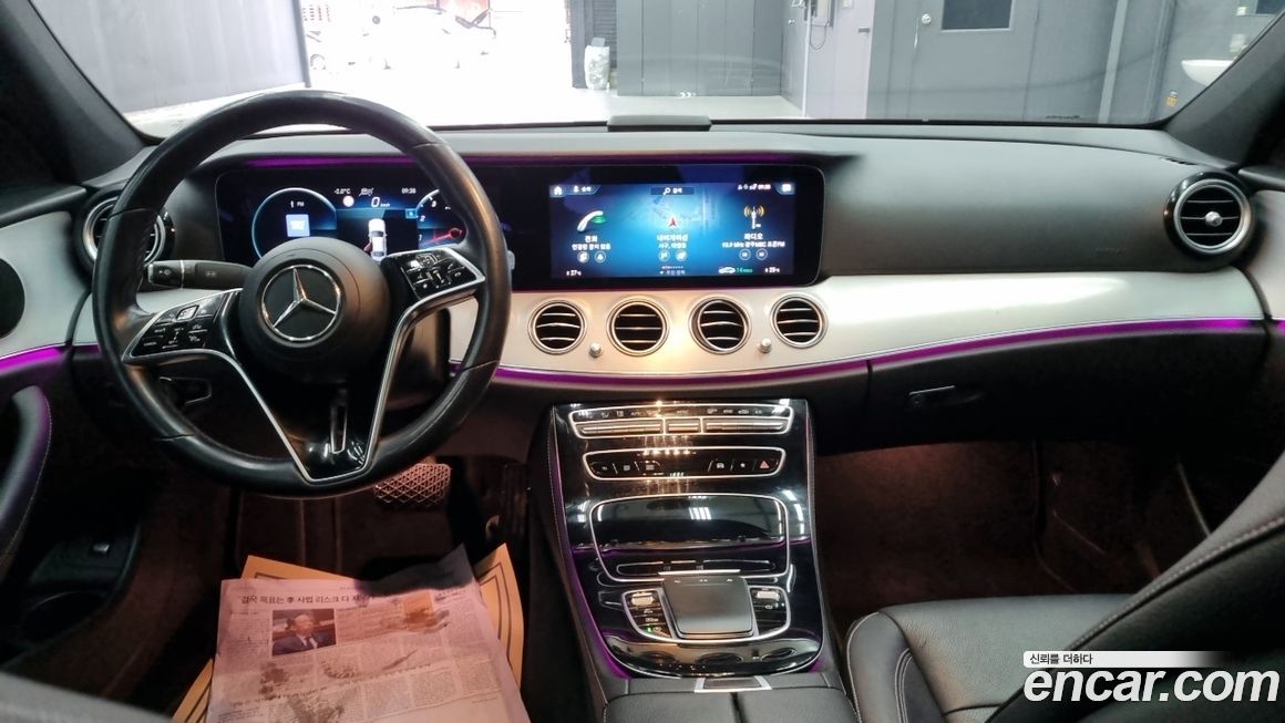 Mercedes-Benz E-Class 2021