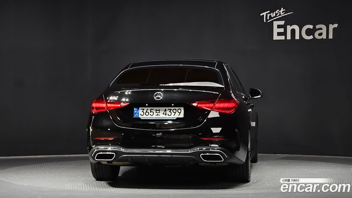 Mercedes-Benz C-Class 2022