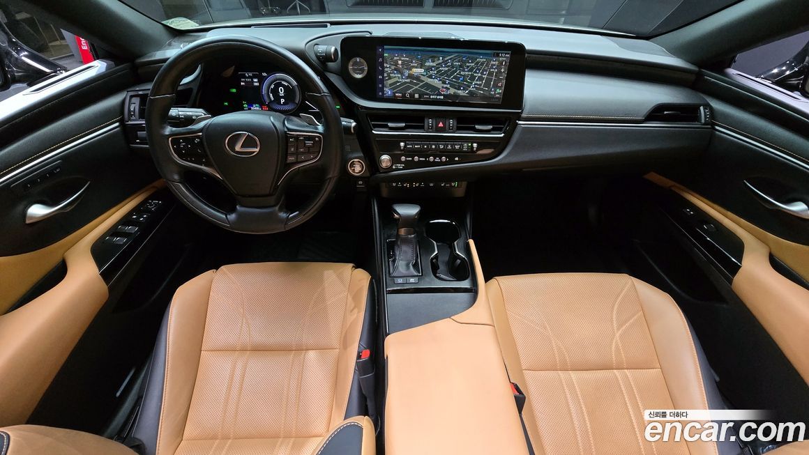 Lexus ES 2023