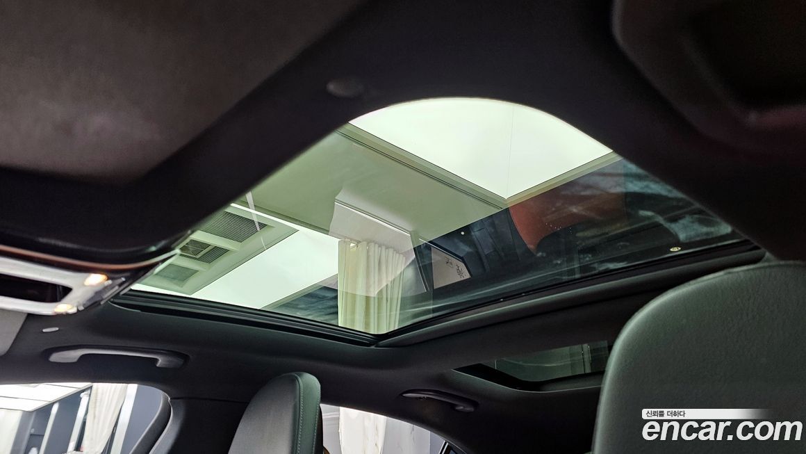 Mercedes-Benz C-Class 2022