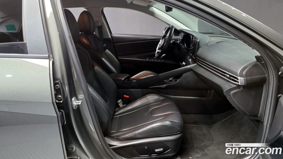 Hyundai AVANTE 2023