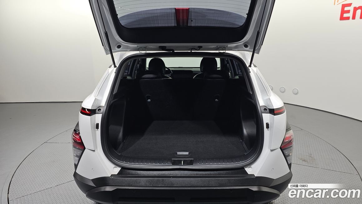 Hyundai Kona 2025