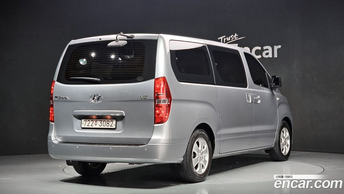 Hyundai Starex 2020