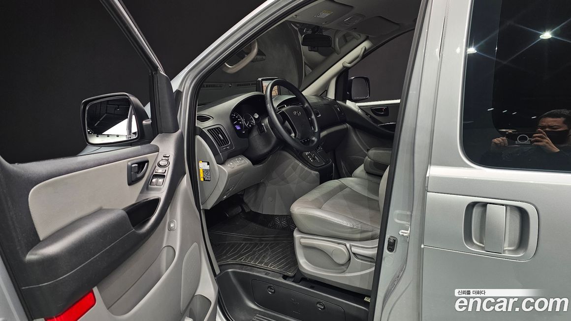 Hyundai Starex 2020