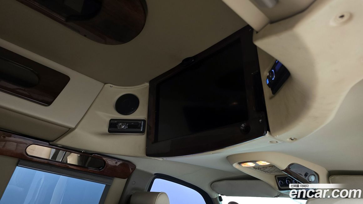 Chevrolet Express Van 2010