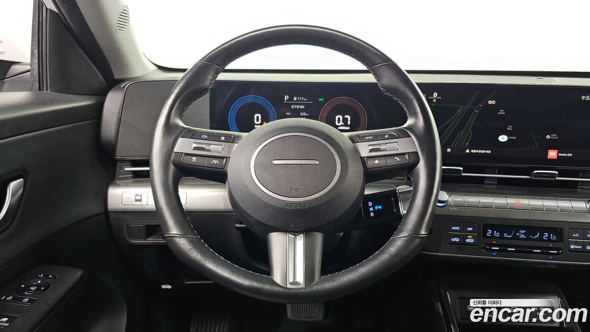 Hyundai Kona 2025