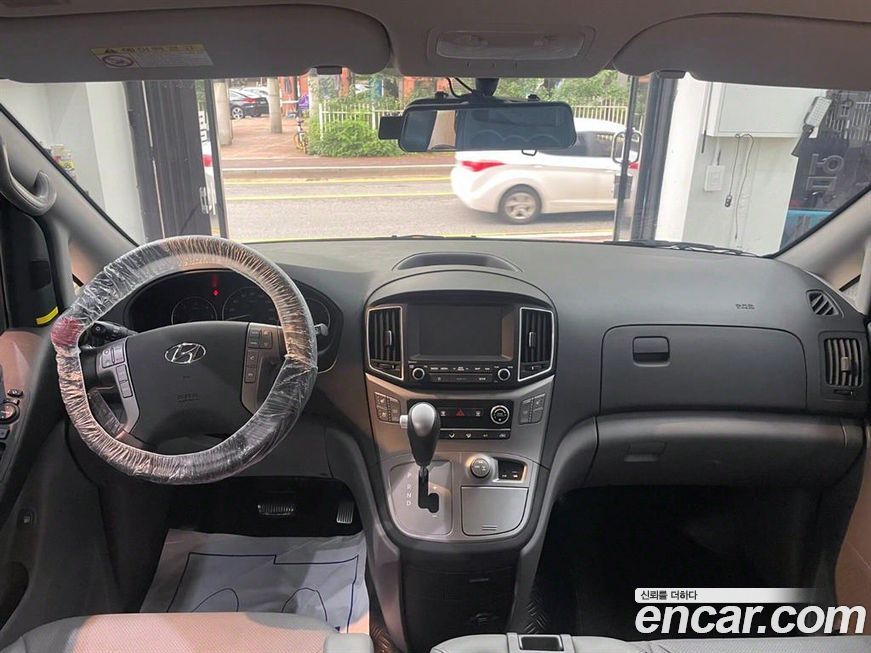 Hyundai Starex 2018