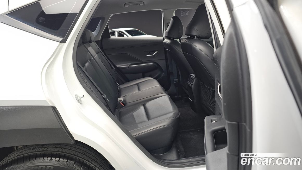 Hyundai Kona 2025