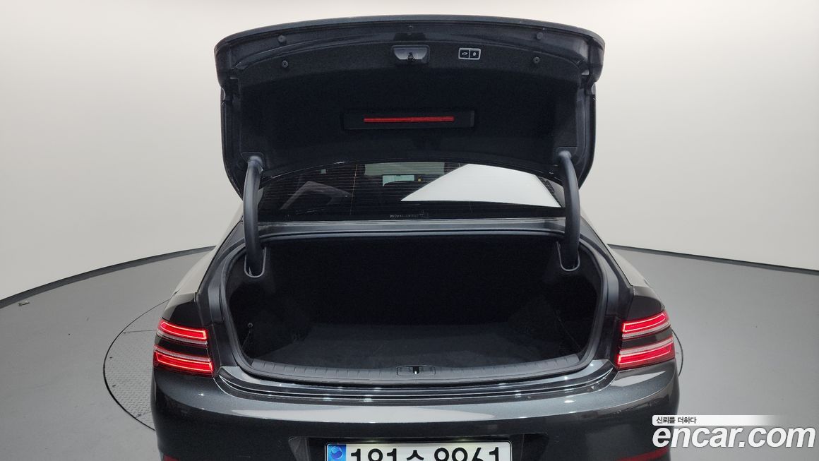 Genesis G80 2021