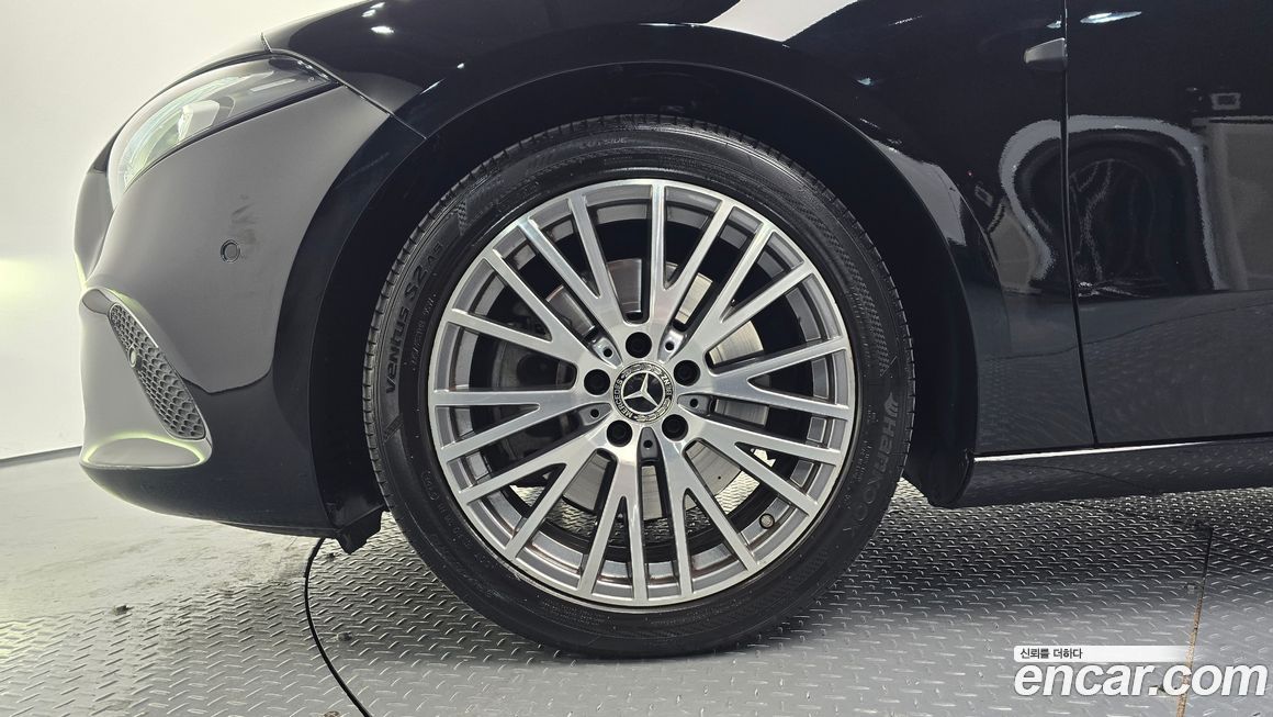 Mercedes-Benz A-Class 2021