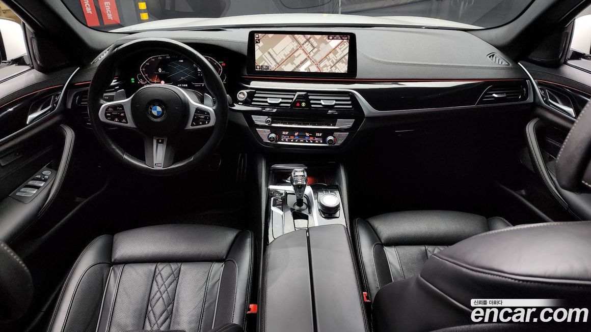 BMW 5-Series 2023