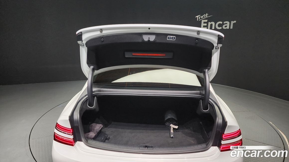 Genesis G80 2021