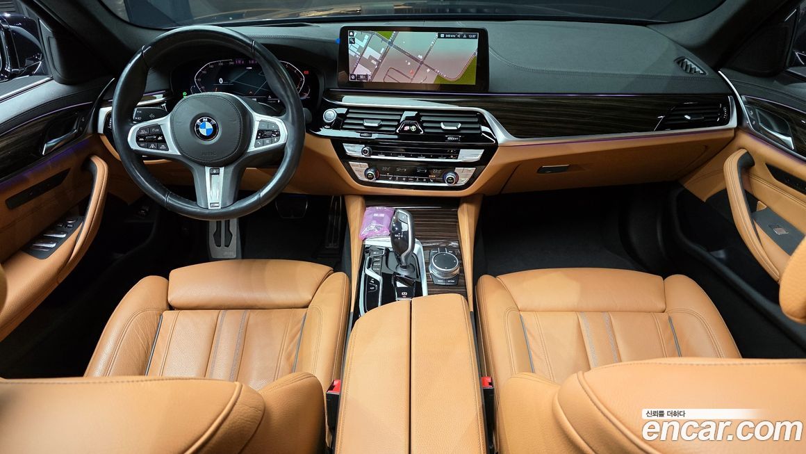 BMW 5-Series 2021