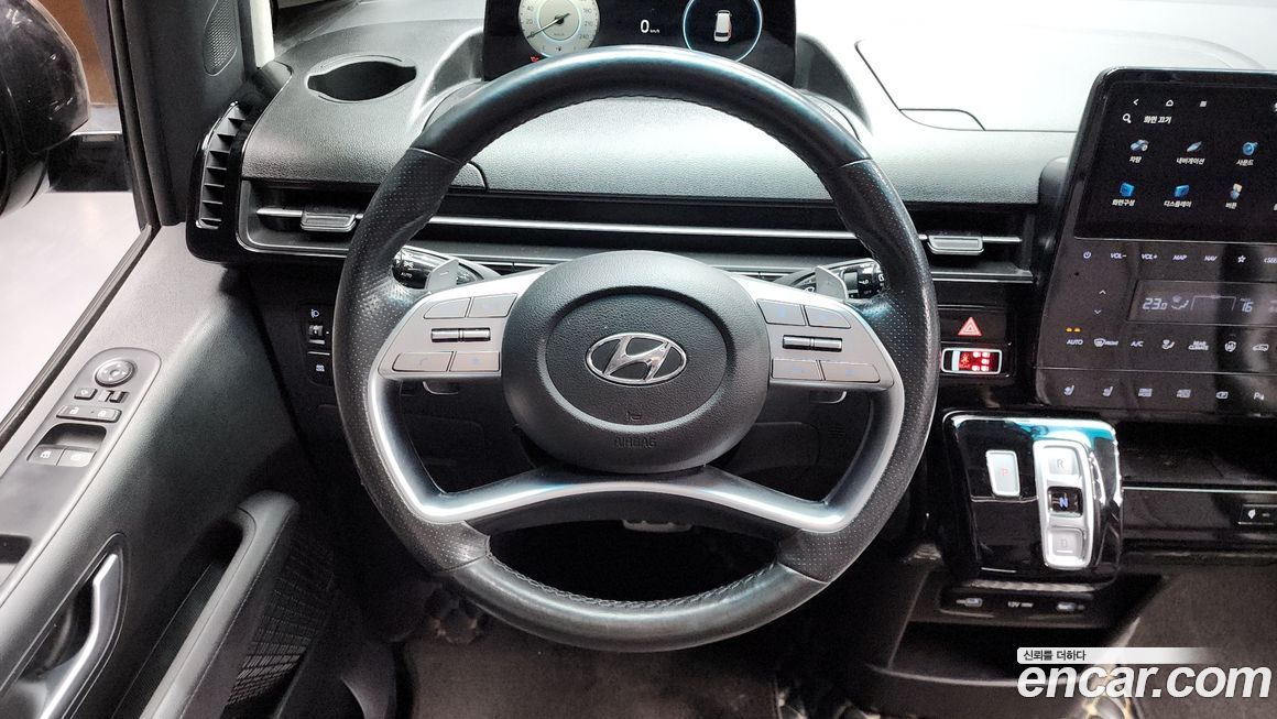 Hyundai Staria 2022