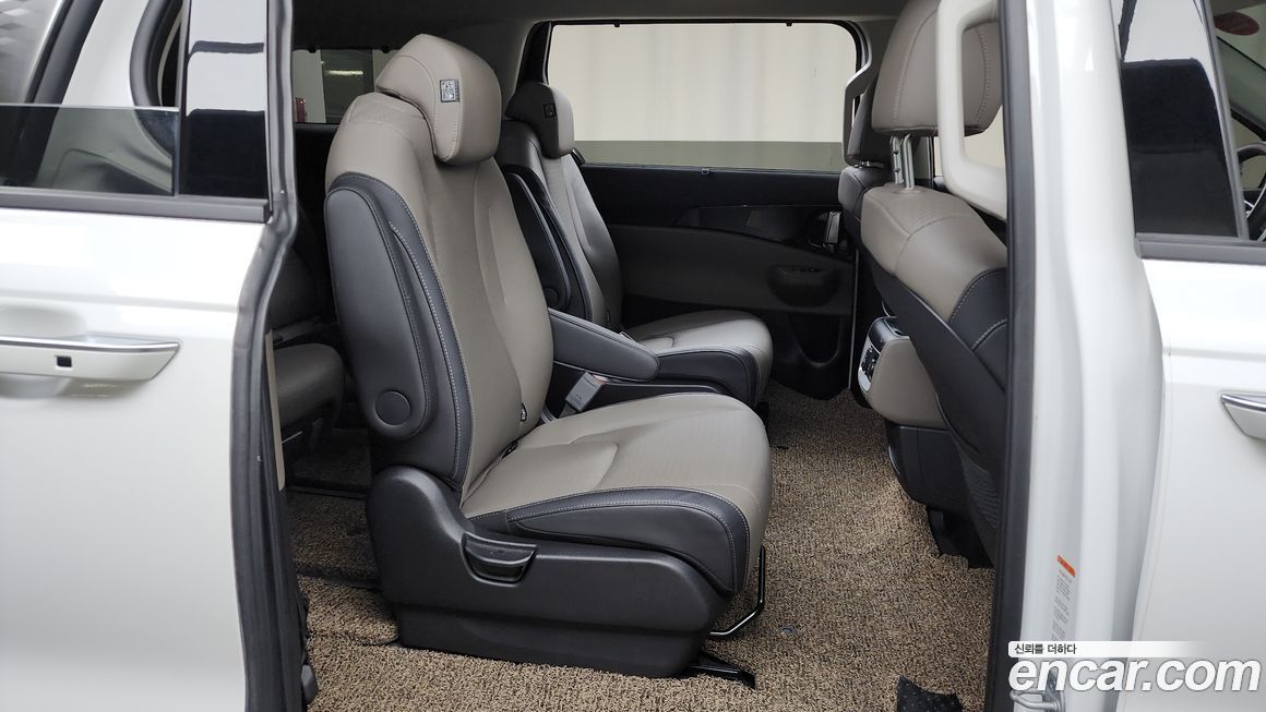 Kia Canival 2024