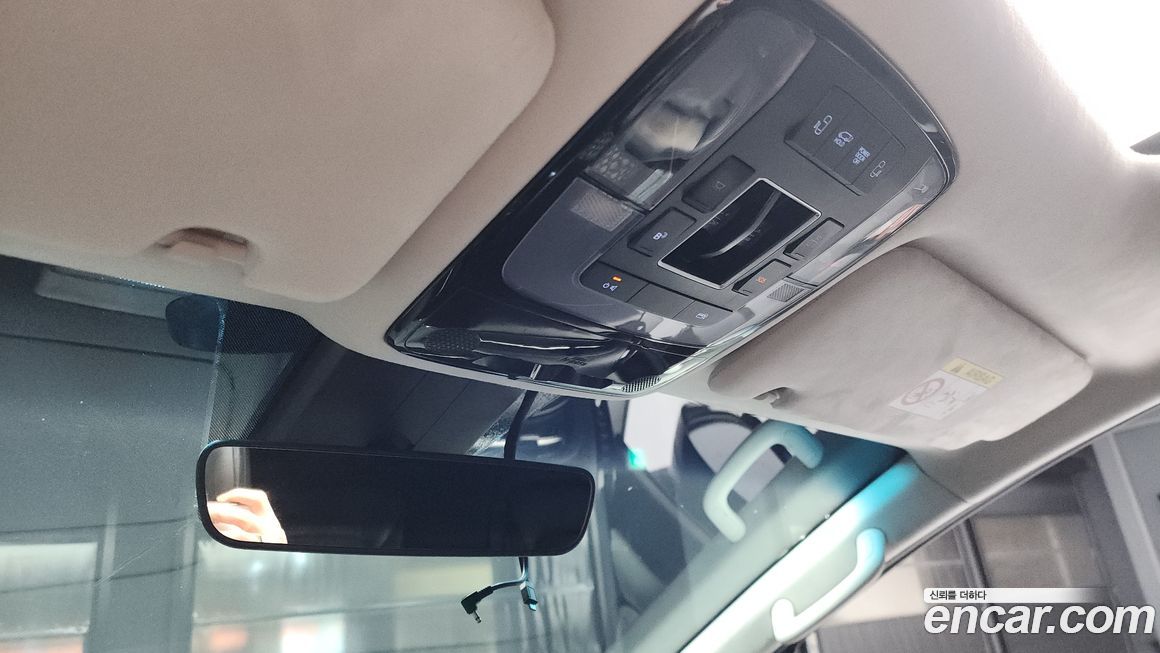 Hyundai Staria 2022