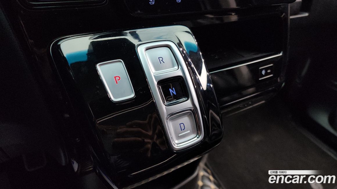 Hyundai Staria 2022