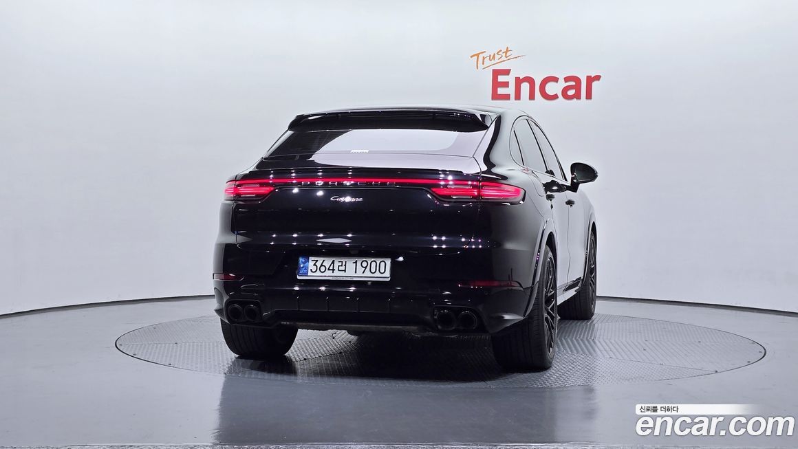 Porsche Cayenne 2021
