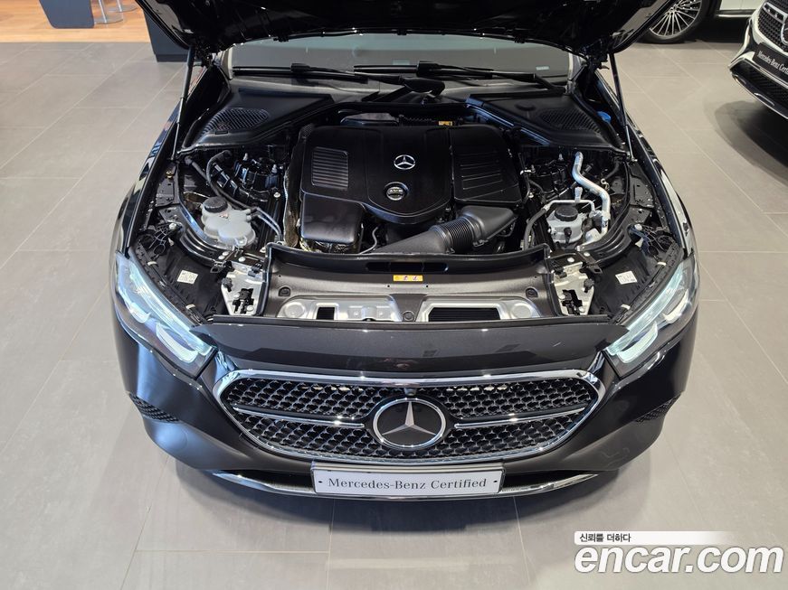 Mercedes-Benz E-Class 2025