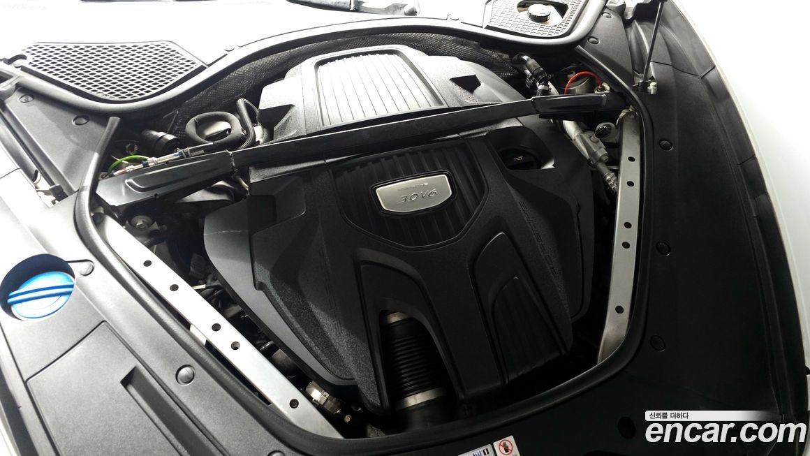 Porsche Panamera 2018