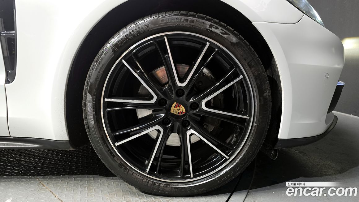 Porsche Panamera 2018