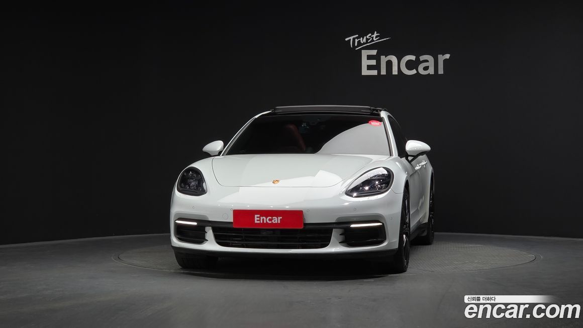 Porsche Panamera 2018