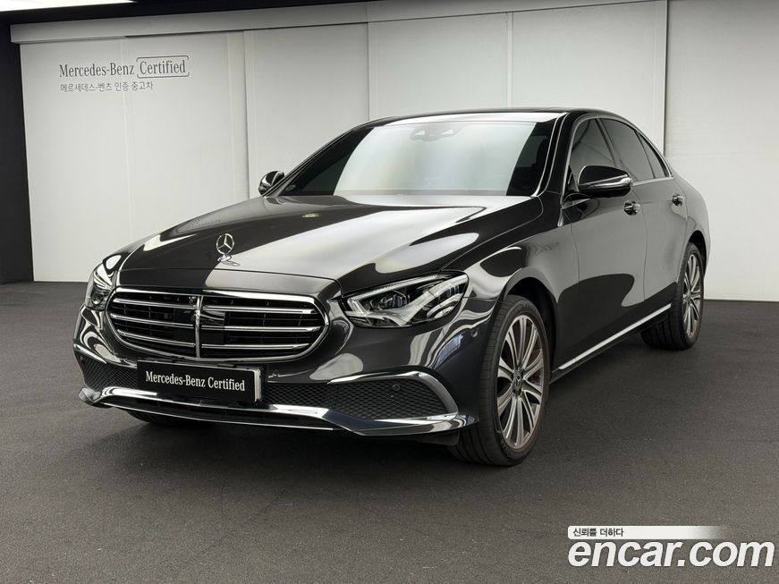 Mercedes-Benz E-Class 2023