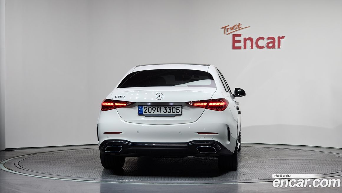 Mercedes-Benz C-Class 2022