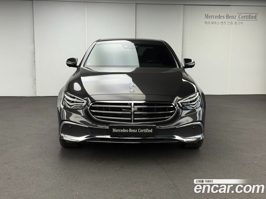 Mercedes-Benz E-Class 2023