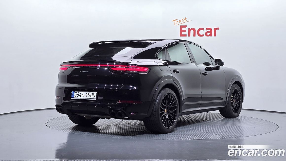 Porsche Cayenne 2021